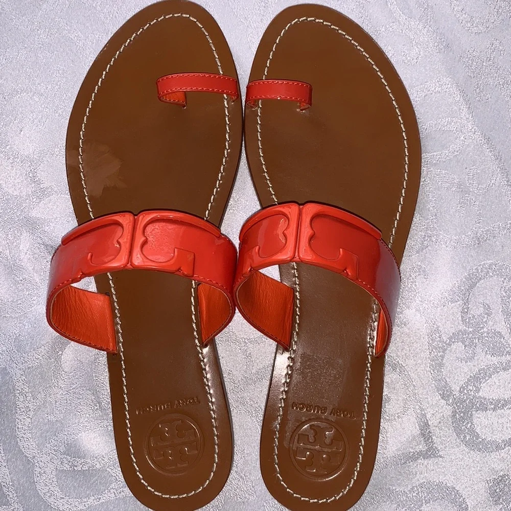 TORY BURCH Marcia Patent Toe-Ring Sandal, Brilliant Red Size 10.5M